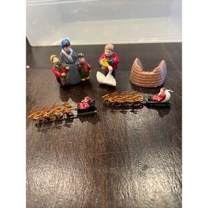 Lot of Dept  56 accessories‎